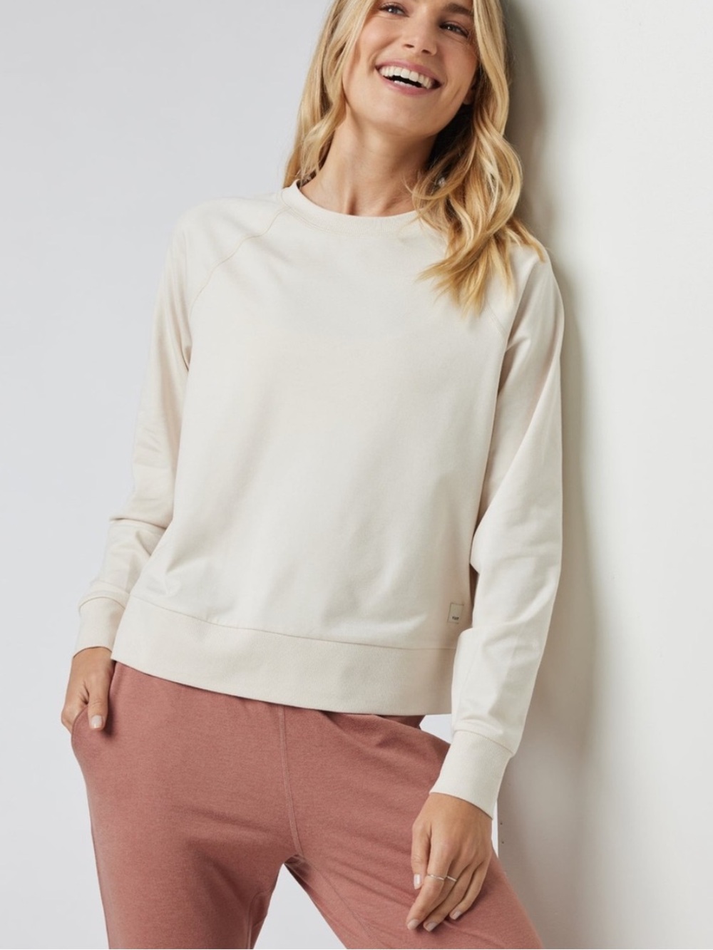 Vuori Long Sleeve Halo Crew Cream Milkweed Heather Soft Comfy Loungewear Modern